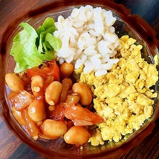 栄養豊富なカラフルサラダ